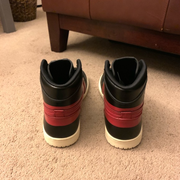 SOLD ❌ NEW Air Jordan 1 Retro High OG Couture - Picture 4 of 6